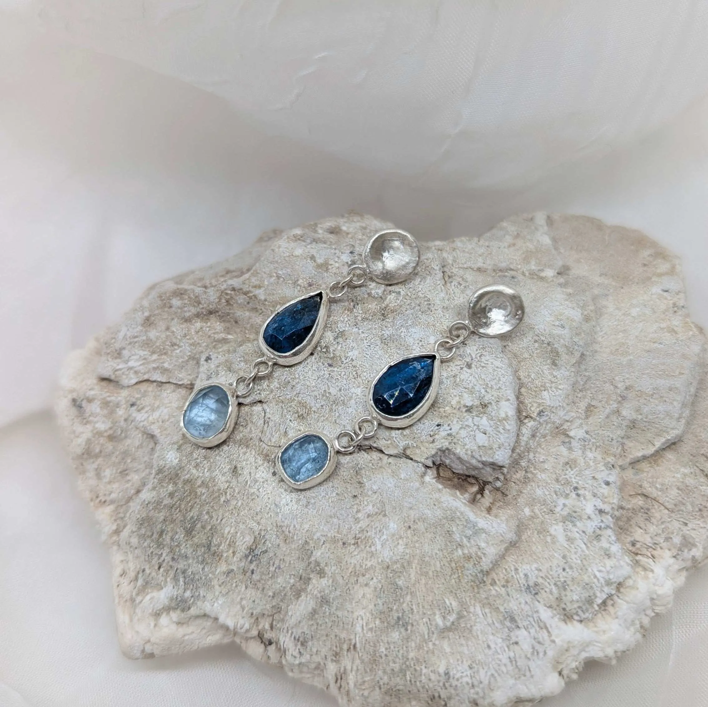 pebble & blue stones earrings